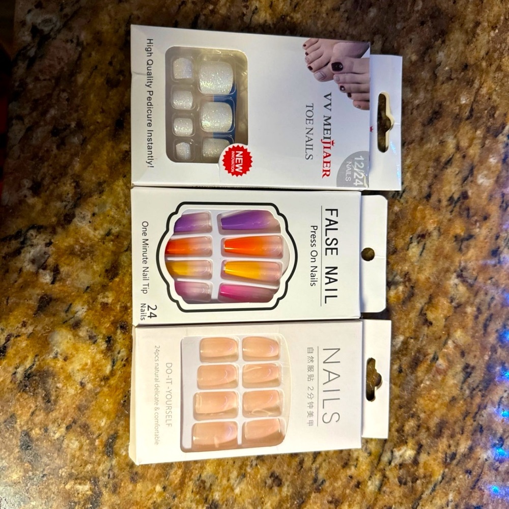 Press on nails bundle